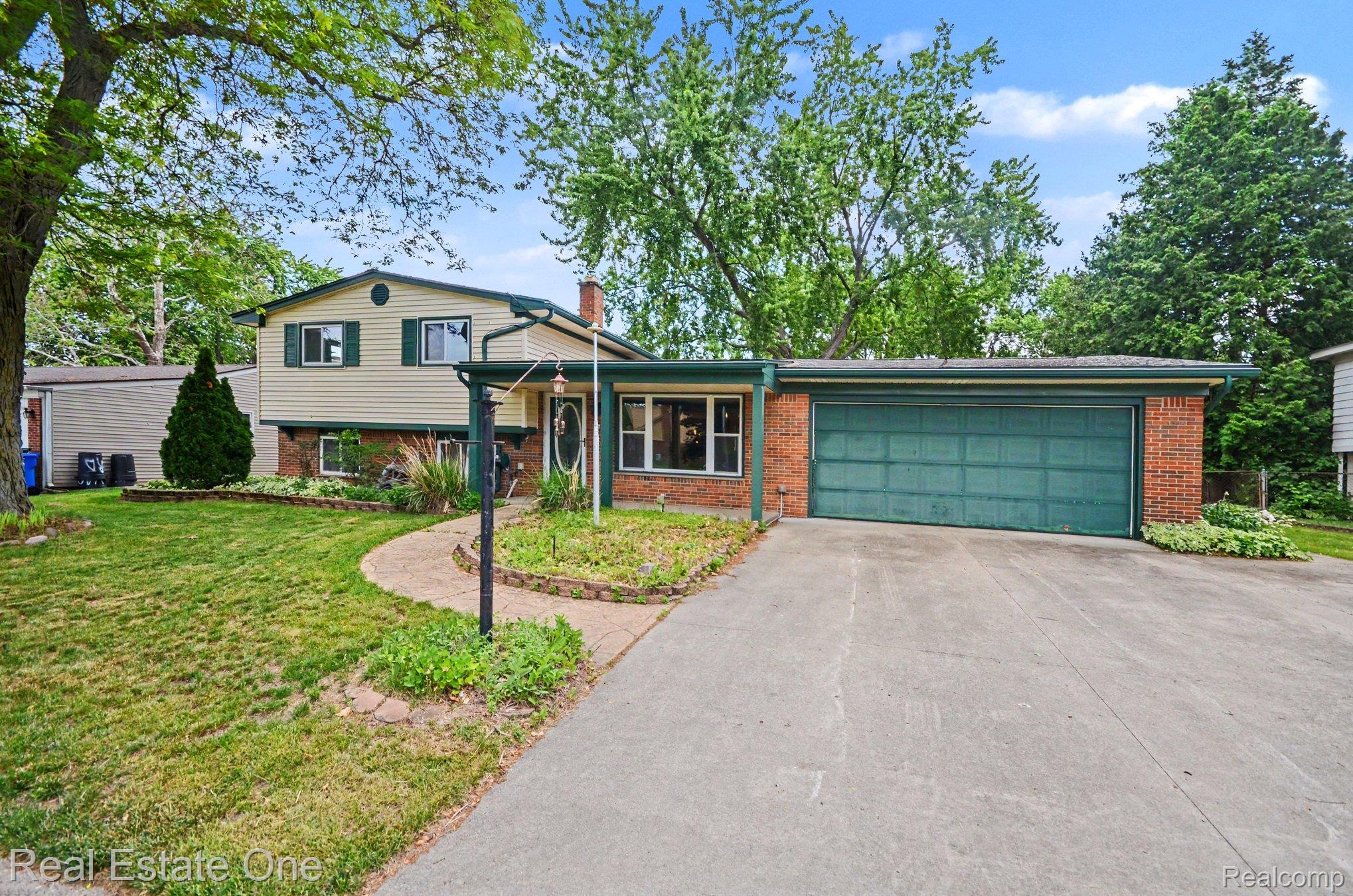 2523 Watonga Drive