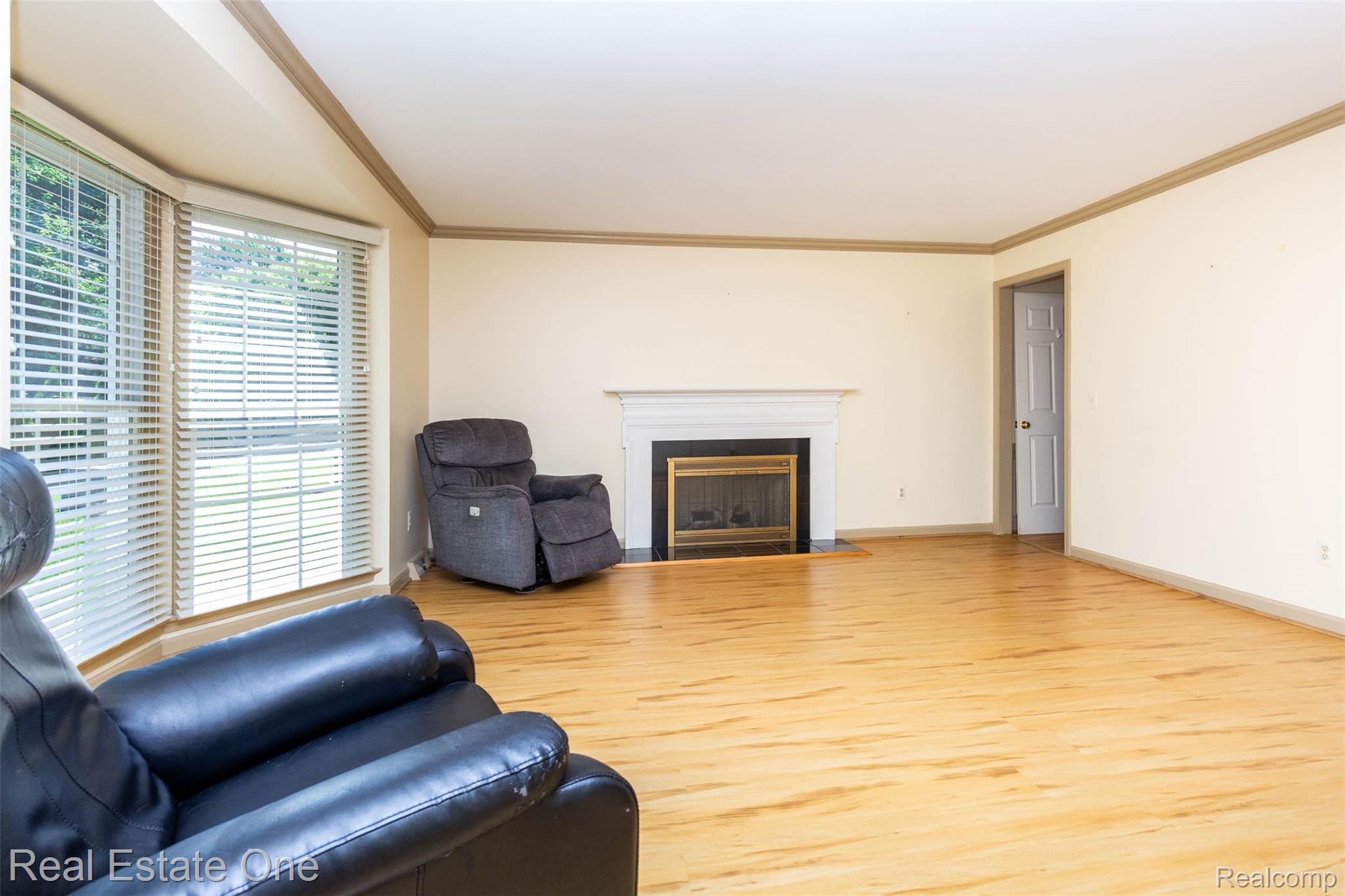 18801 Maple Circle N Unit: 13