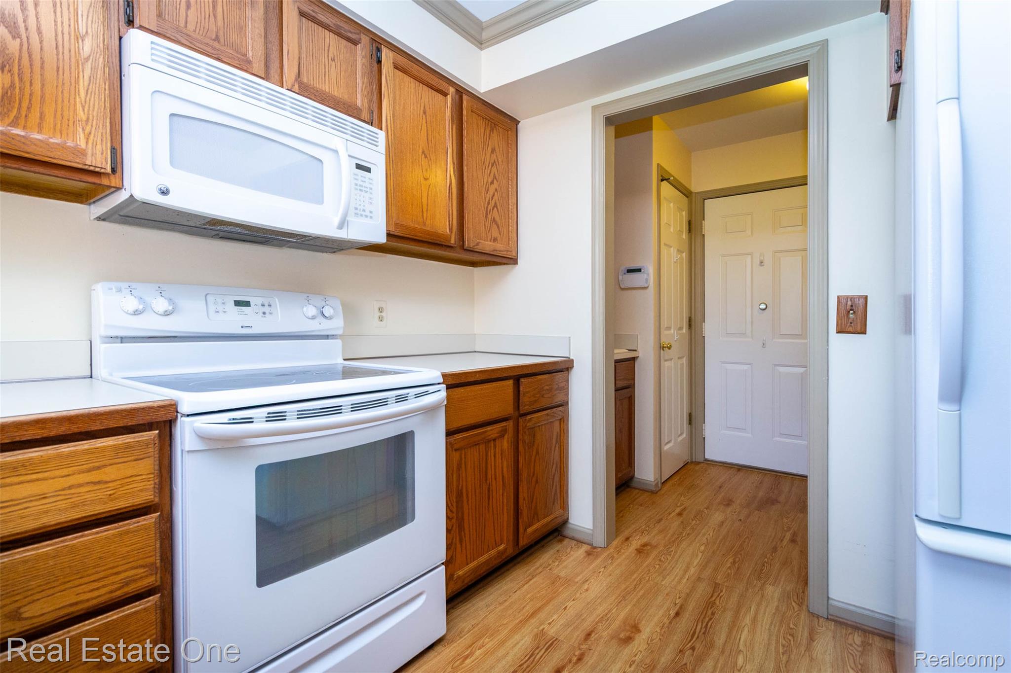18801 Maple Circle N Unit: 13