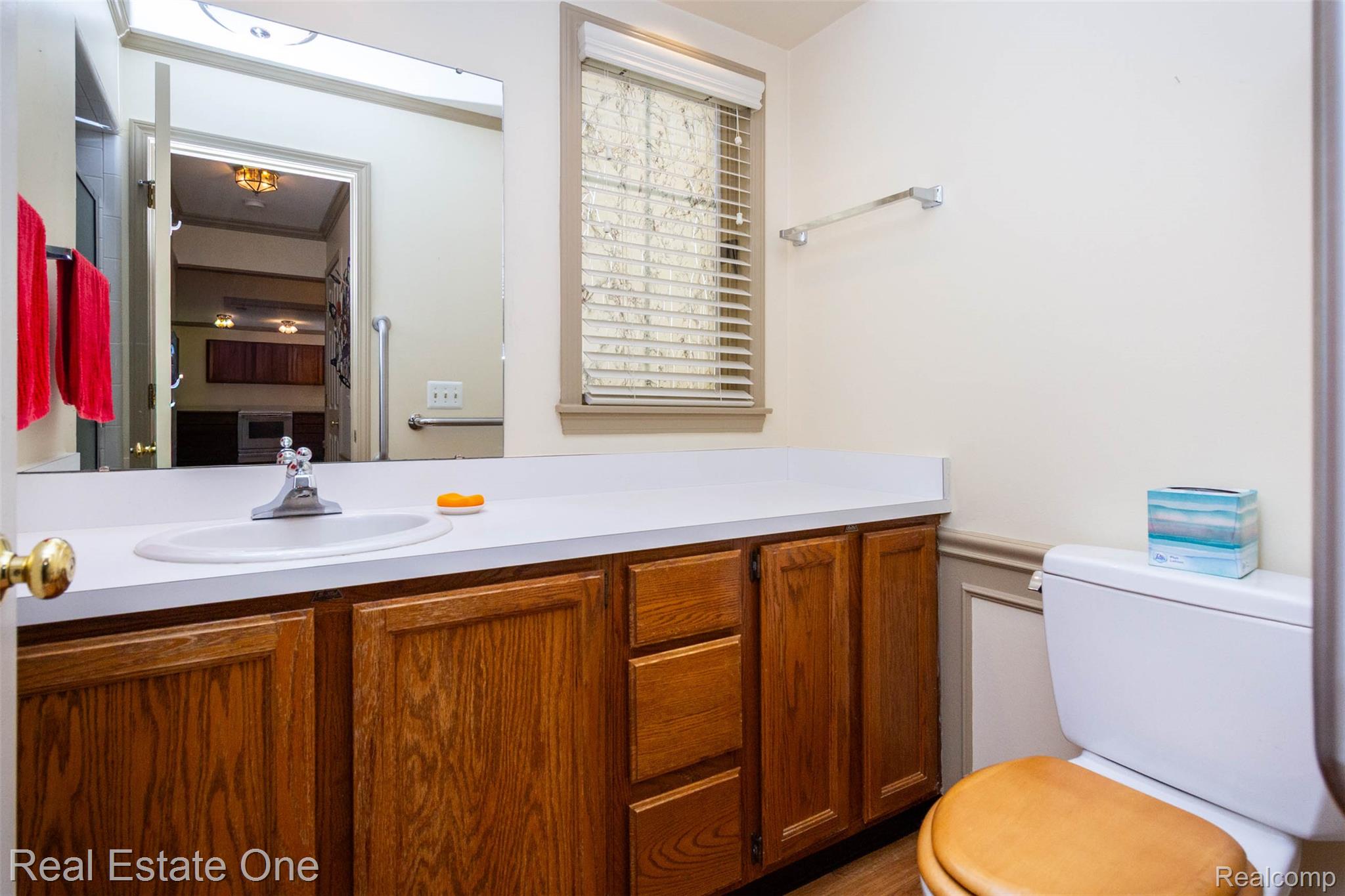 18801 Maple Circle N Unit: 13