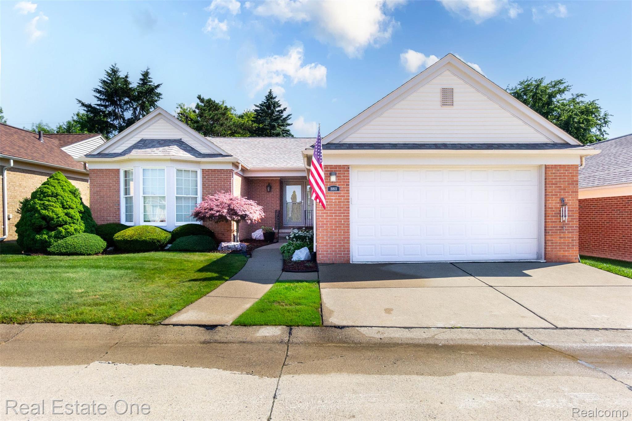 18801 Maple Circle N Unit: 13