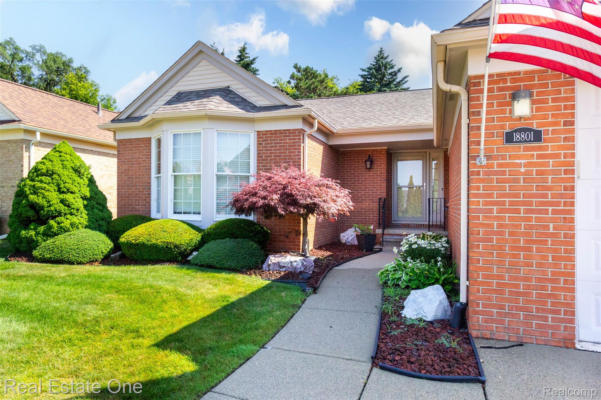 18801 Maple Circle N Unit: 13