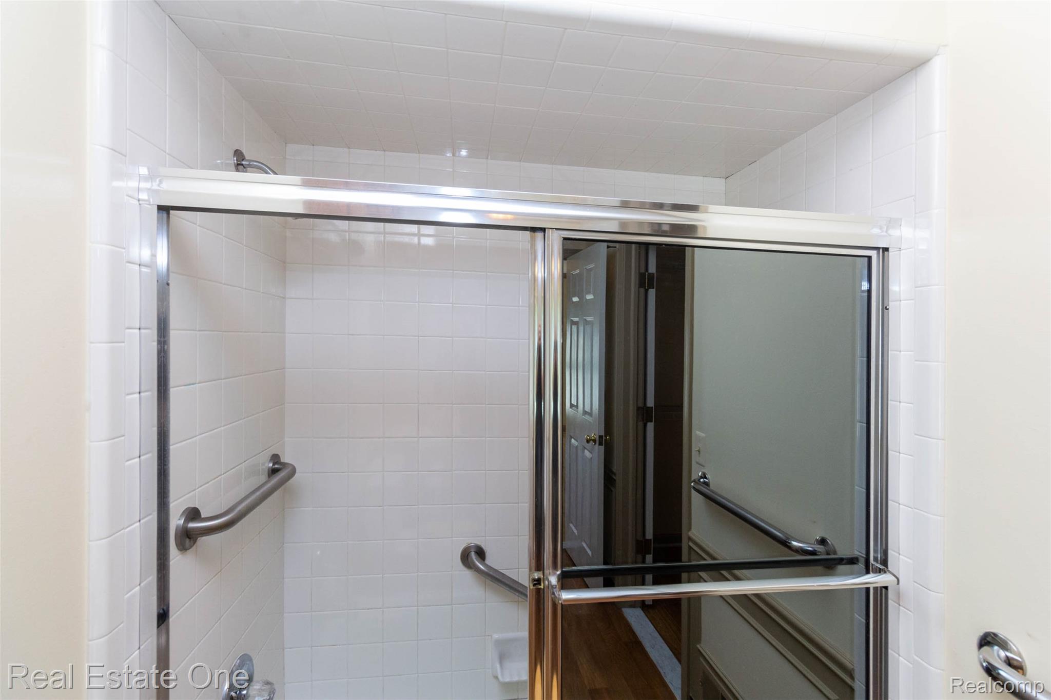 18801 Maple Circle N Unit: 13