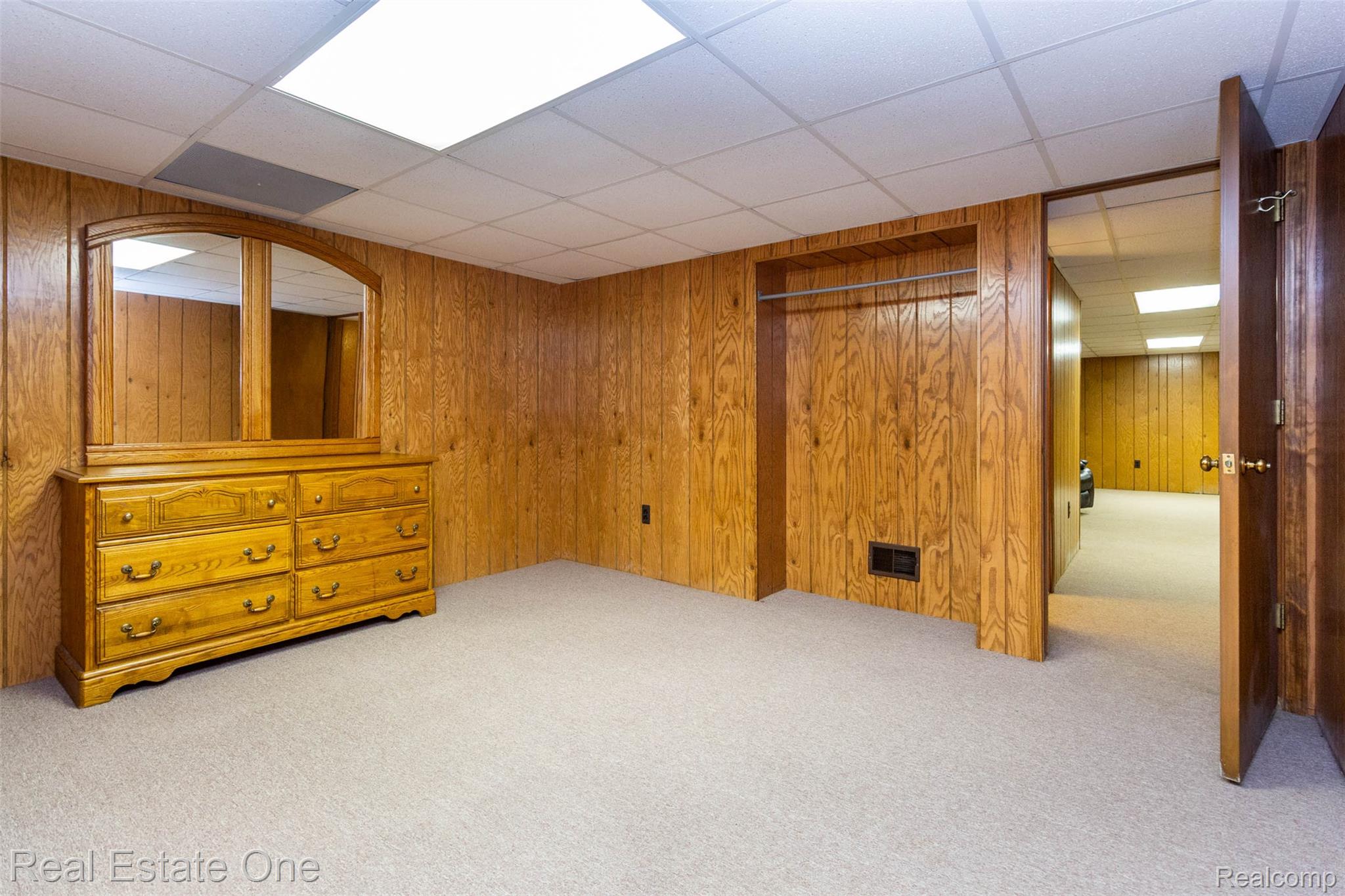 18801 Maple Circle N Unit: 13