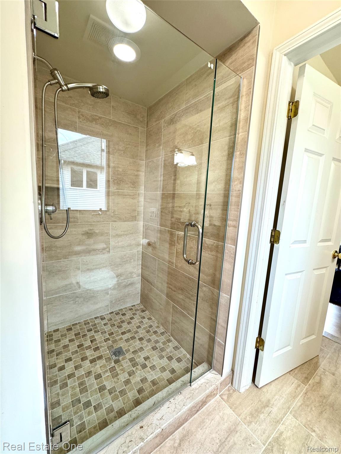 1215 Letica Drive