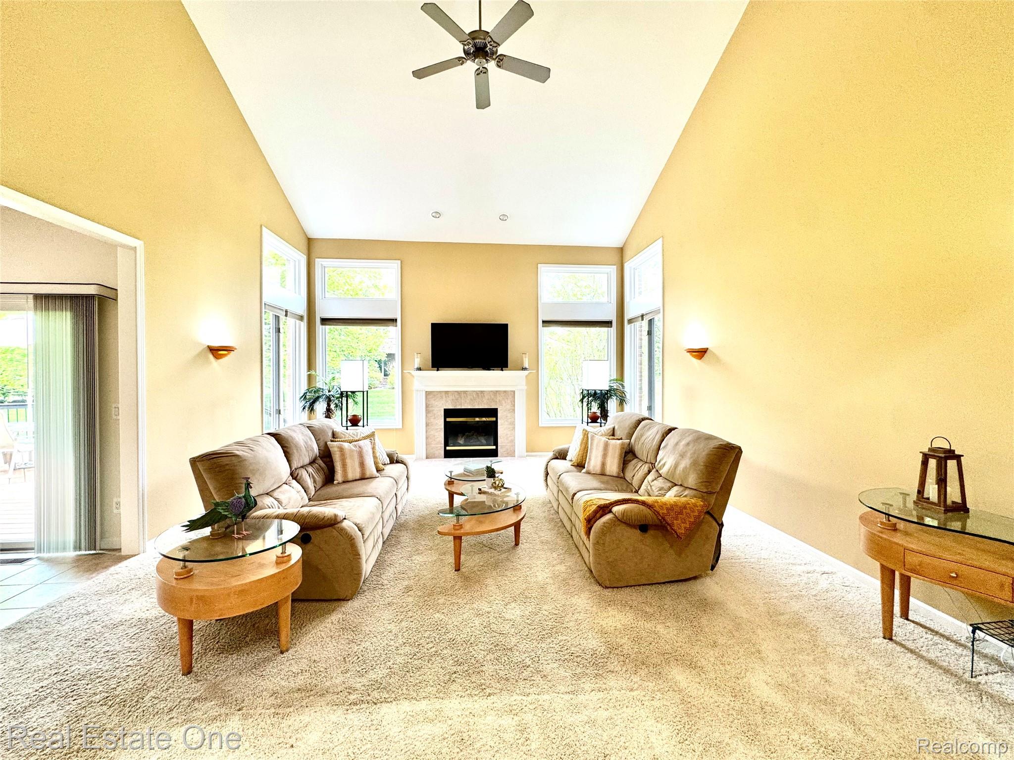 1215 Letica Drive