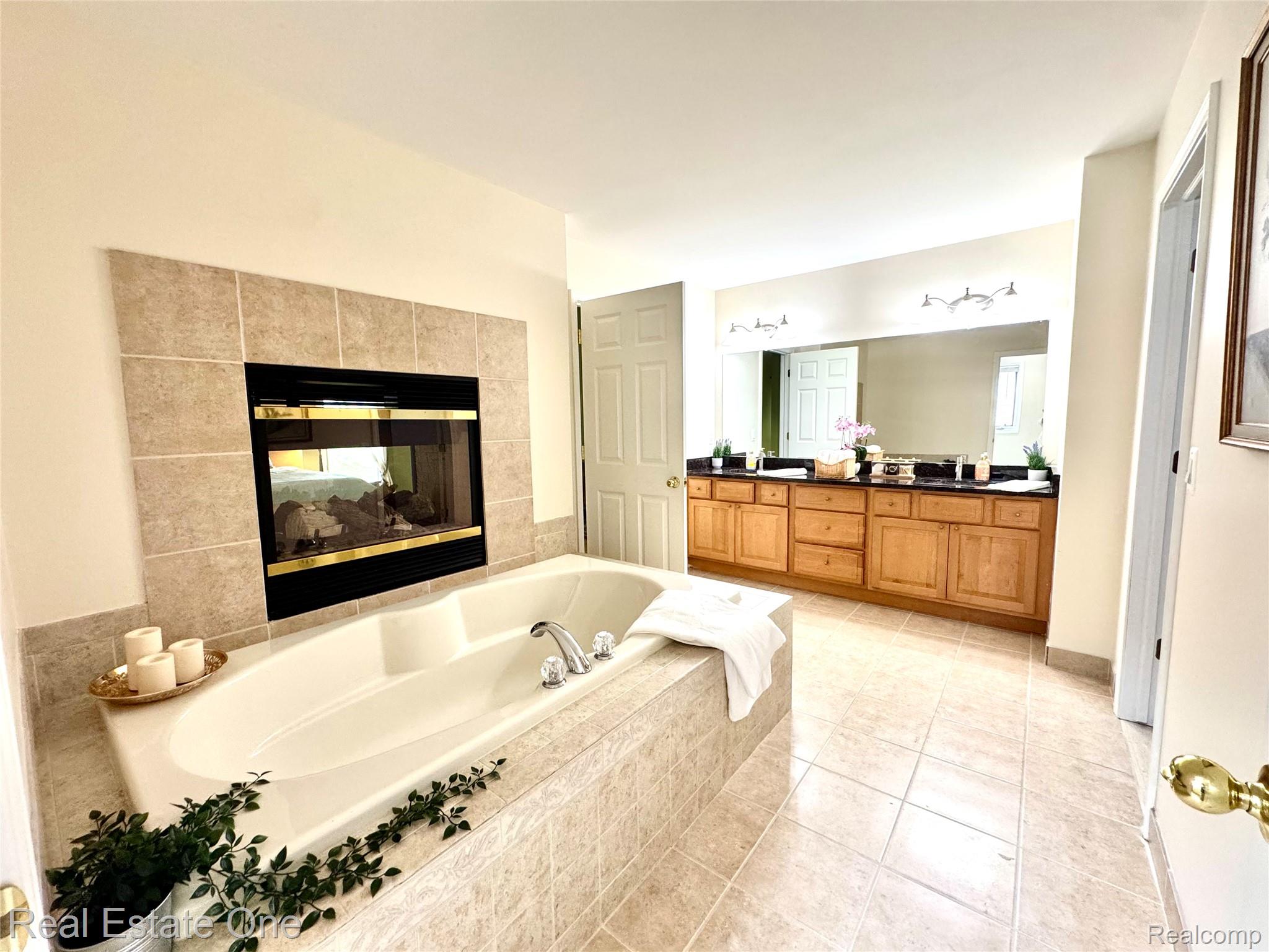 1215 Letica Drive