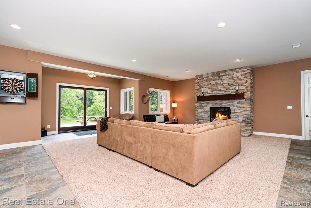 2737 Pebble Beach Drive