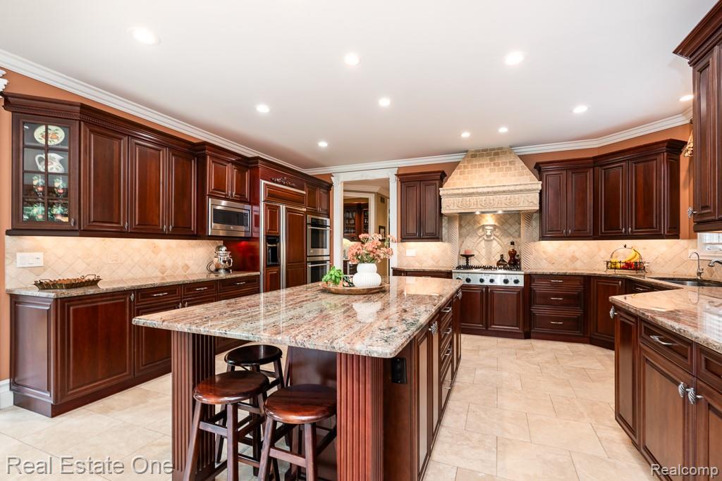 2737 Pebble Beach Drive