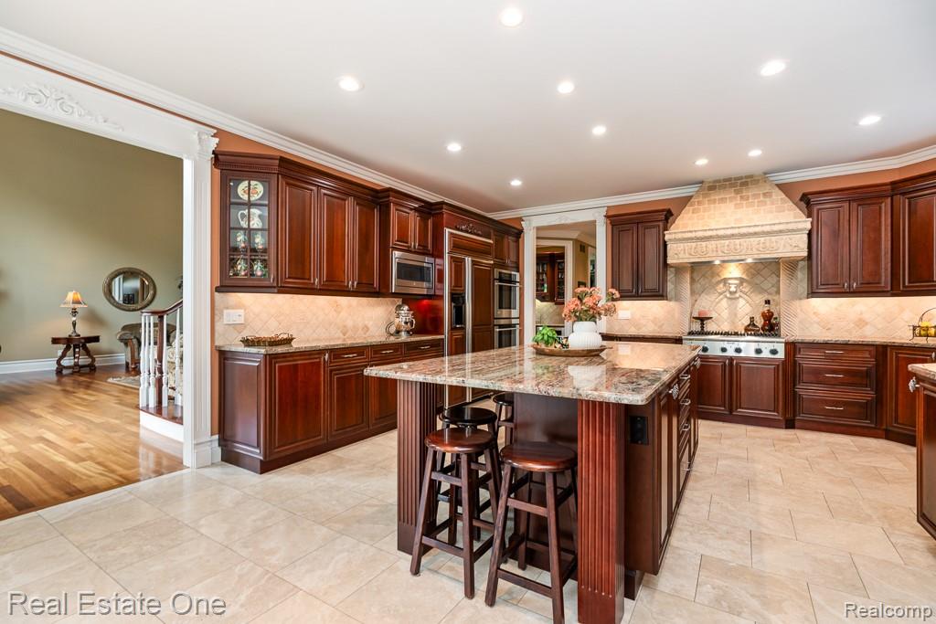 2737 Pebble Beach Drive