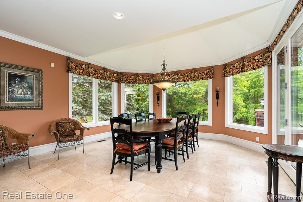 2737 Pebble Beach Drive