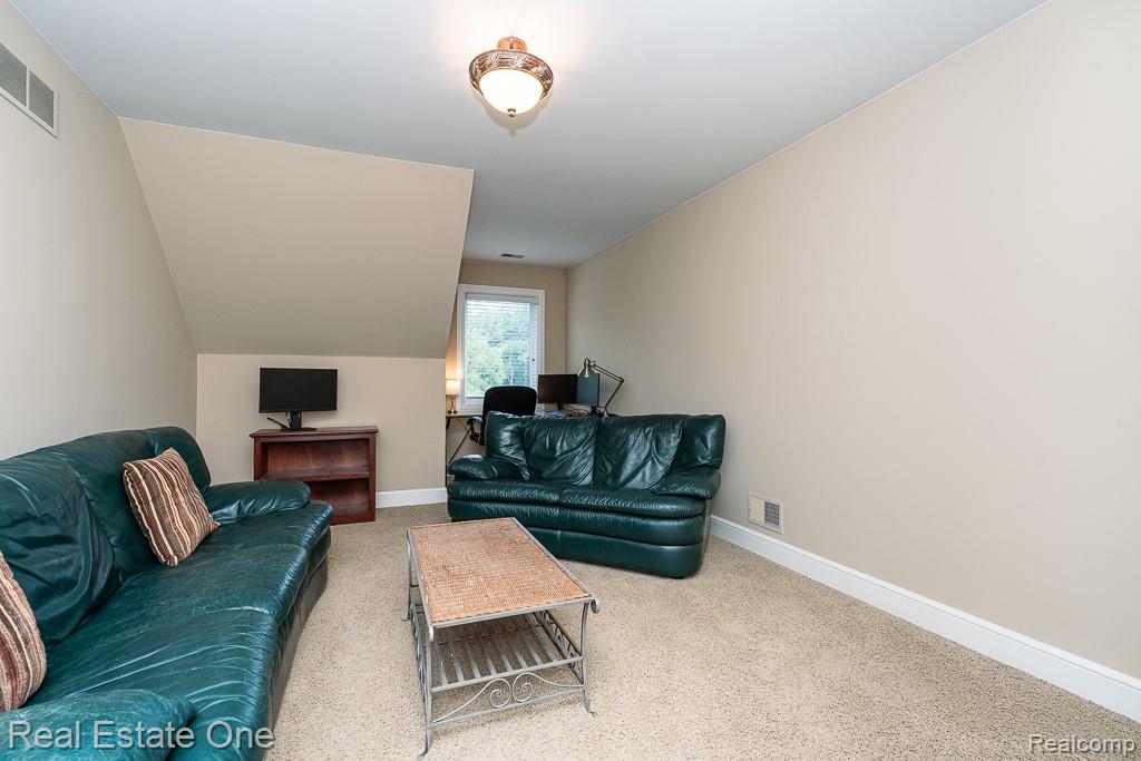 2737 Pebble Beach Drive