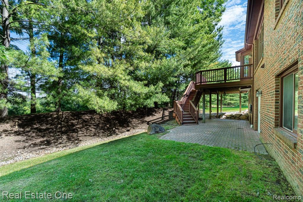 227 Bloomer Ridge Court