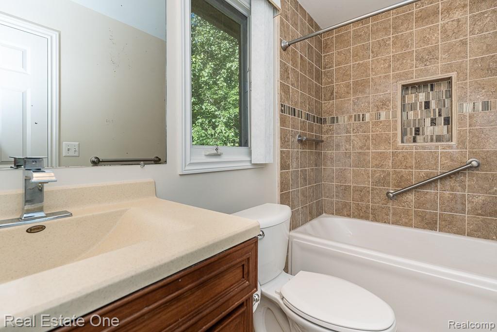 227 Bloomer Ridge Court