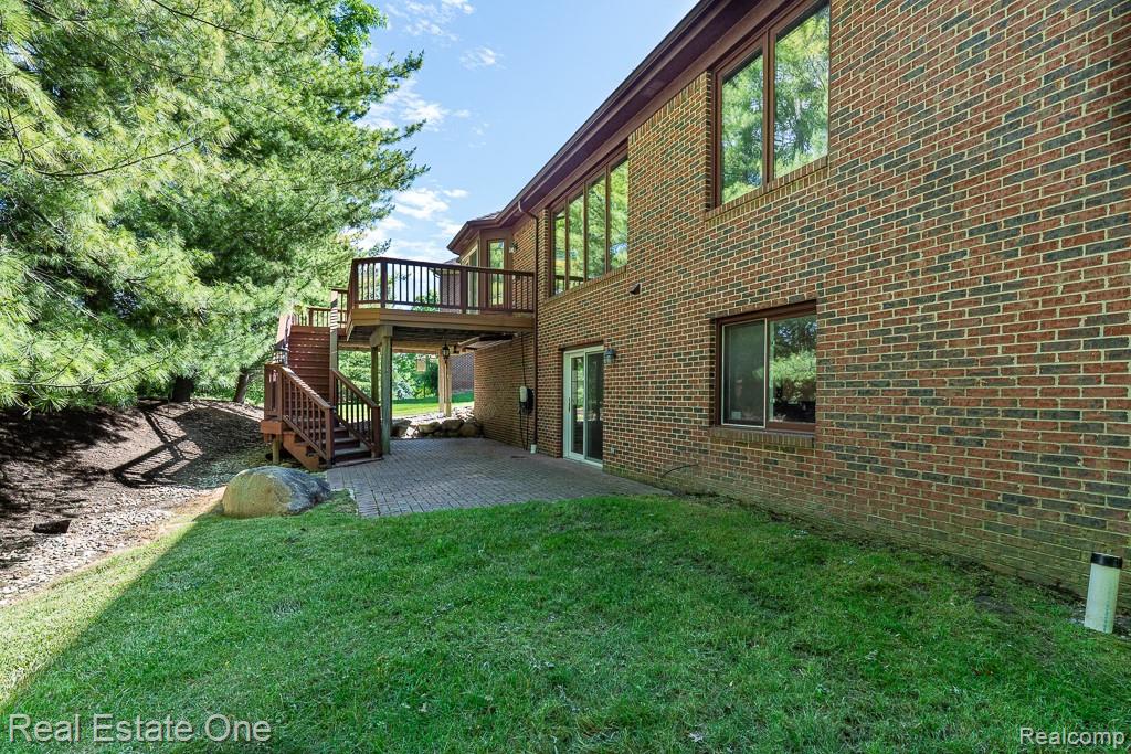 227 Bloomer Ridge Court
