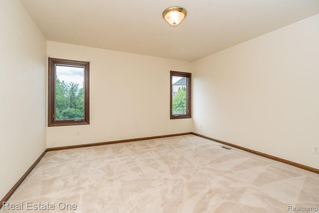 2898 Eagle Drive