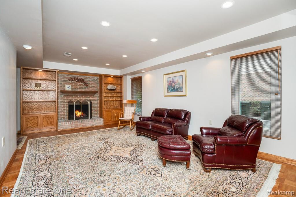 2898 Eagle Drive