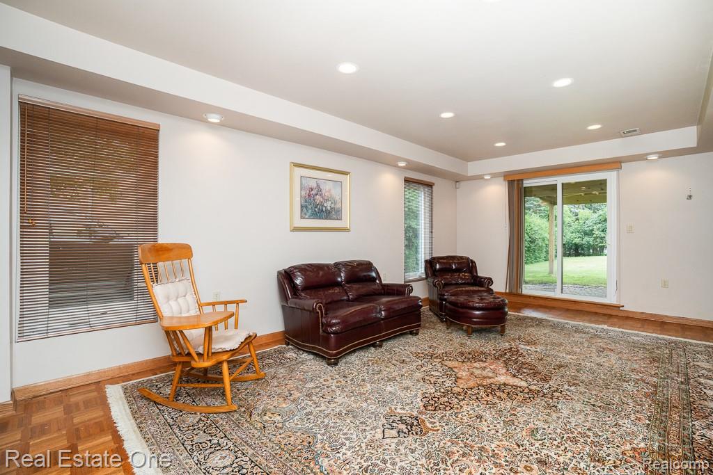 2898 Eagle Drive