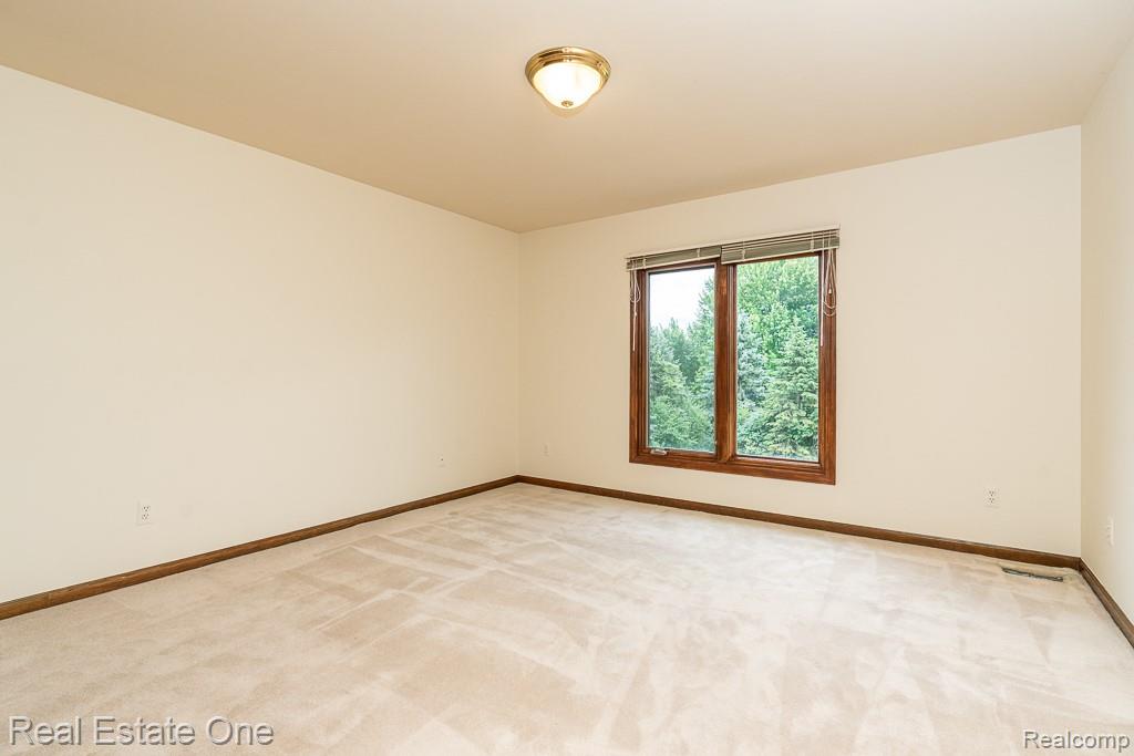 2898 Eagle Drive