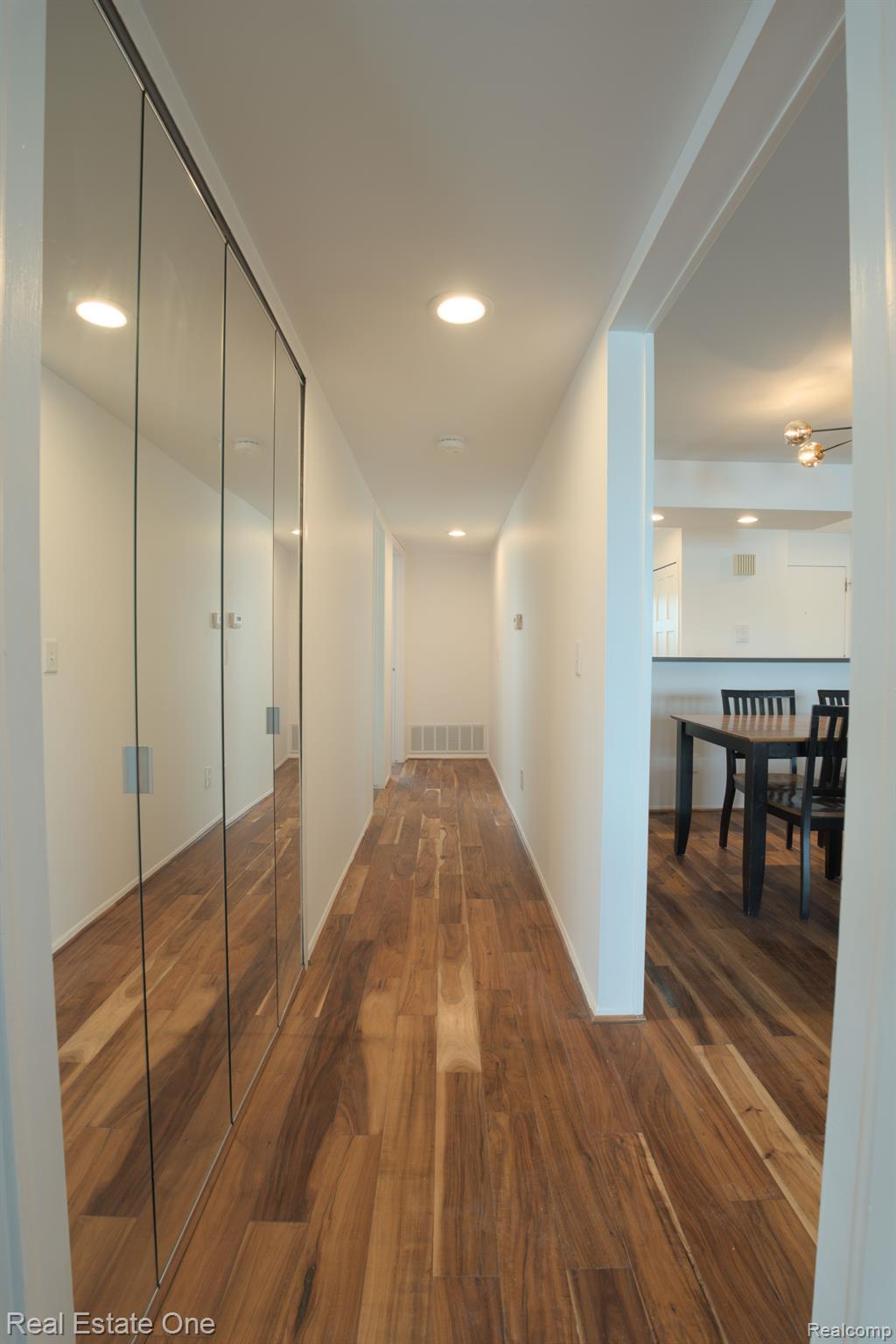 1944 KLINGENSMITH Road Unit: 41
