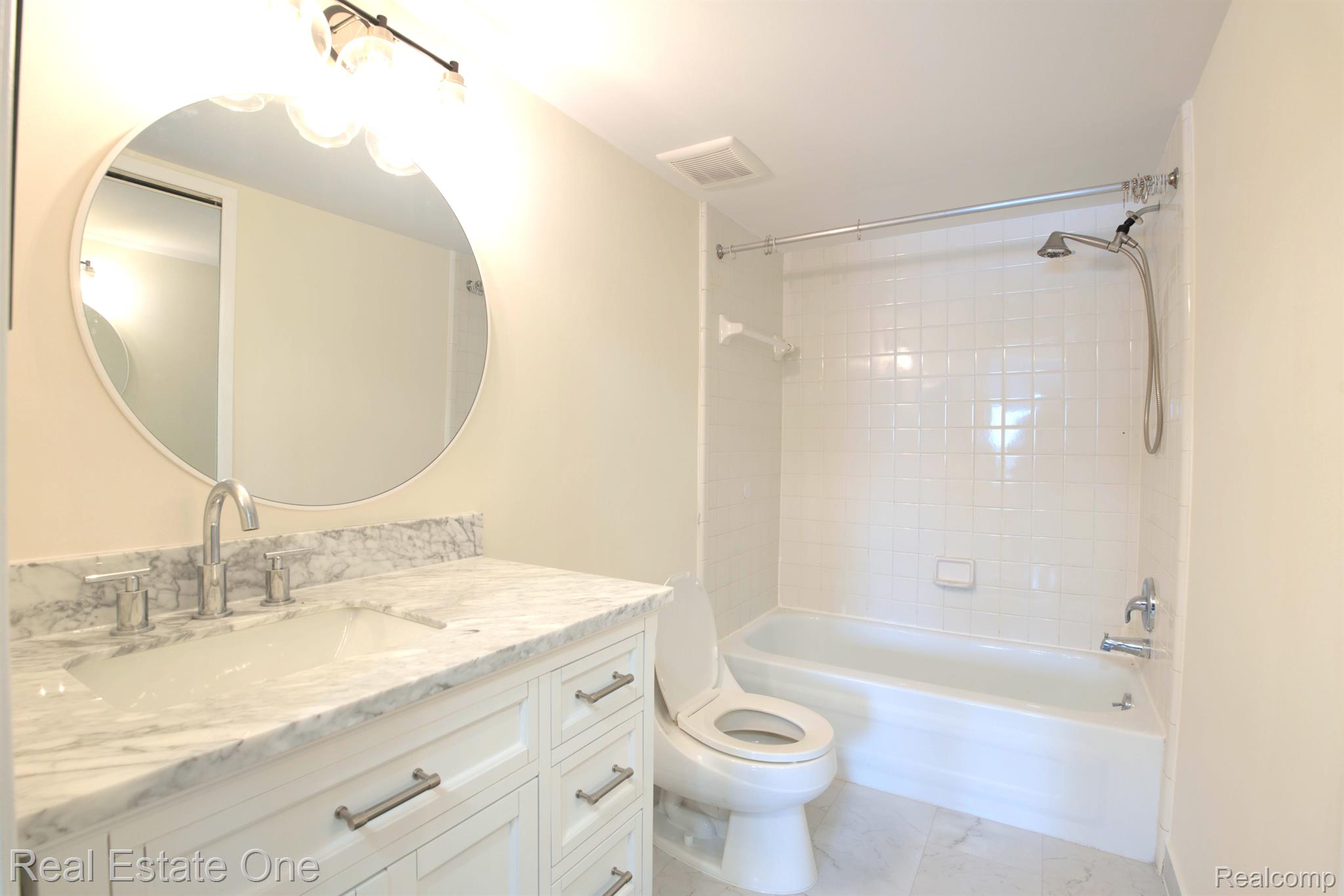 1944 KLINGENSMITH Road Unit: 41
