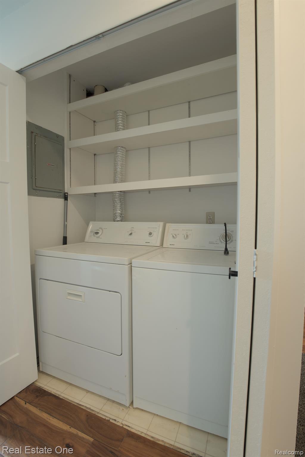 1944 KLINGENSMITH Road Unit: 41