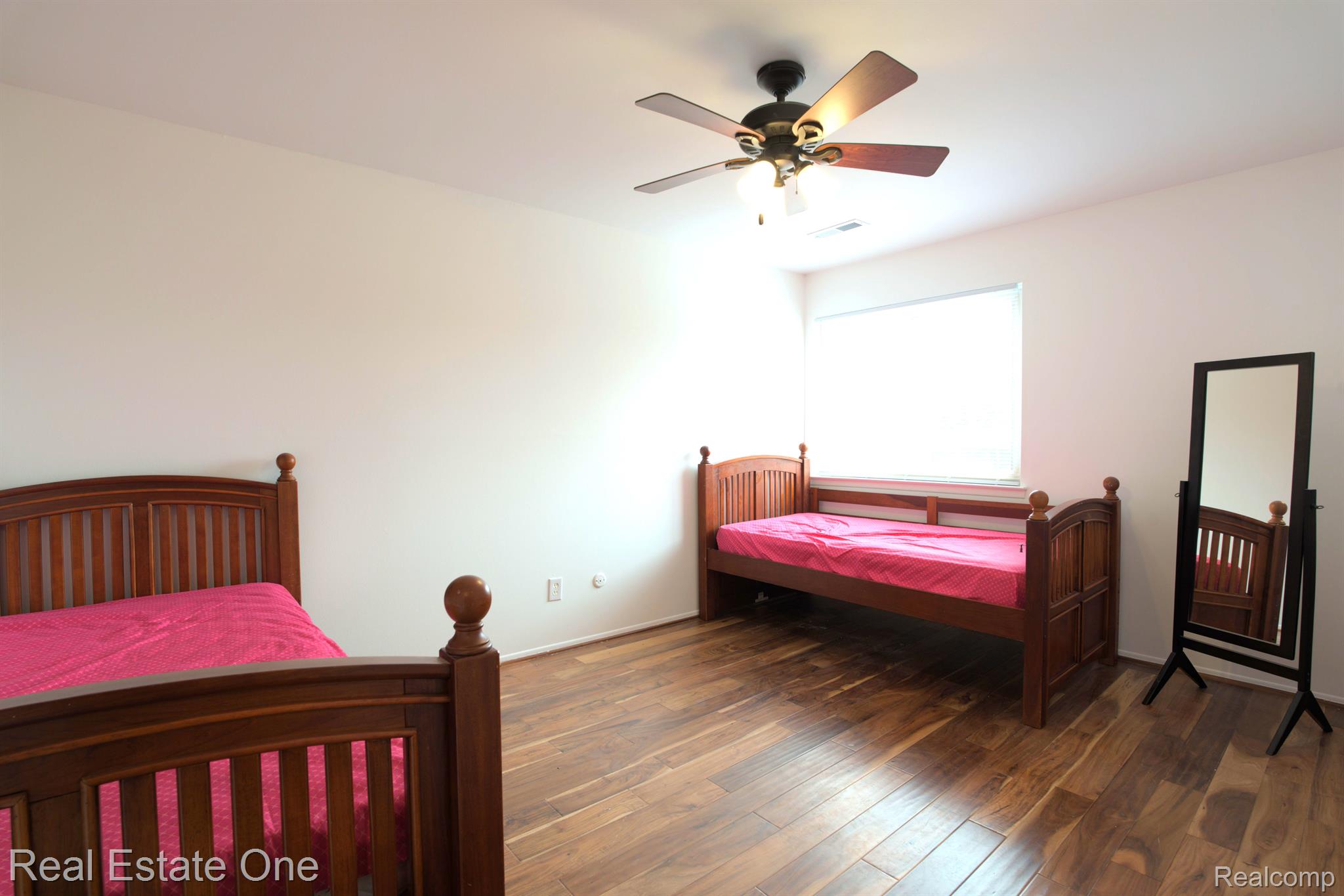 1944 KLINGENSMITH Road Unit: 41