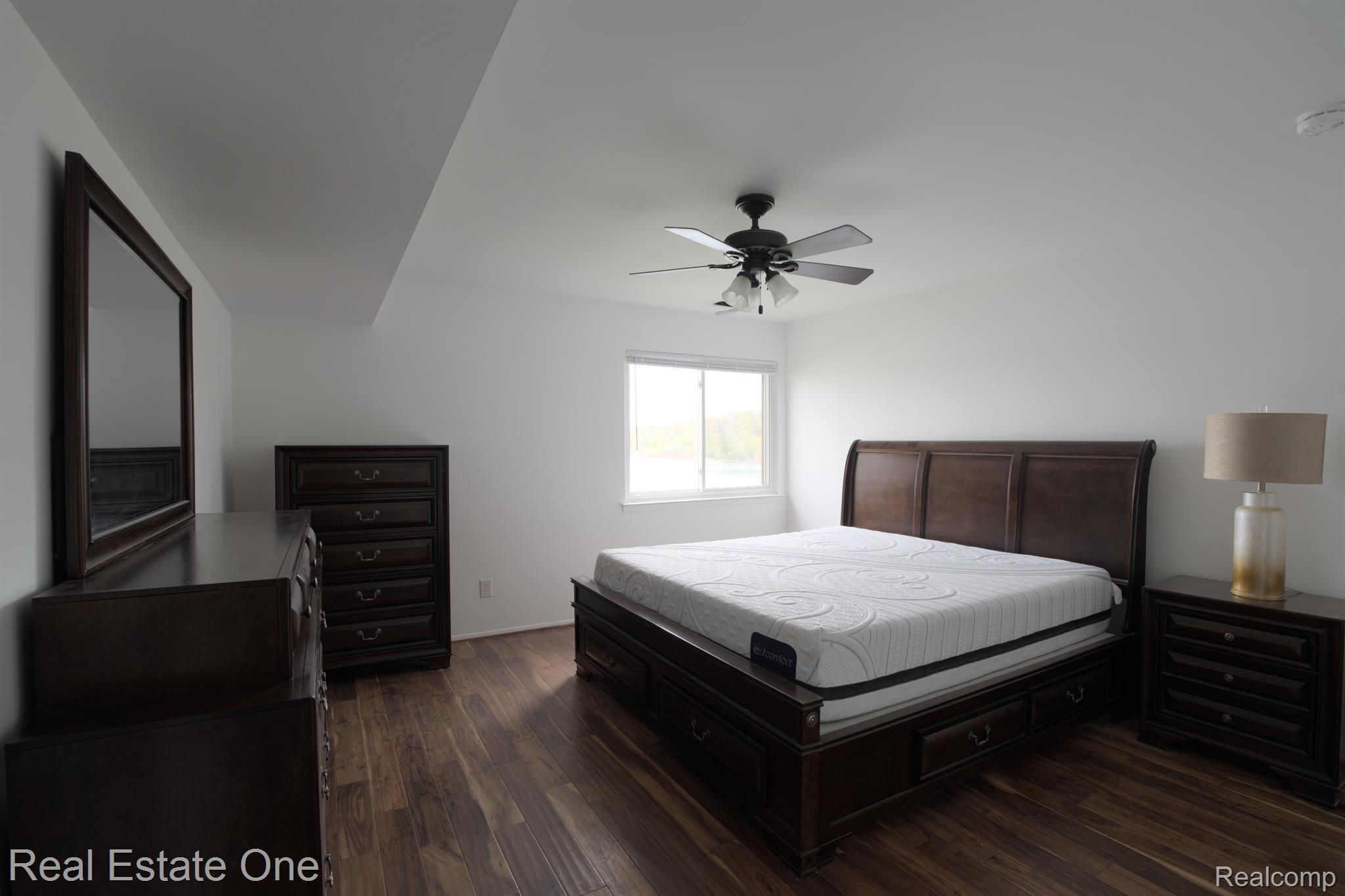 1944 KLINGENSMITH Road Unit: 41