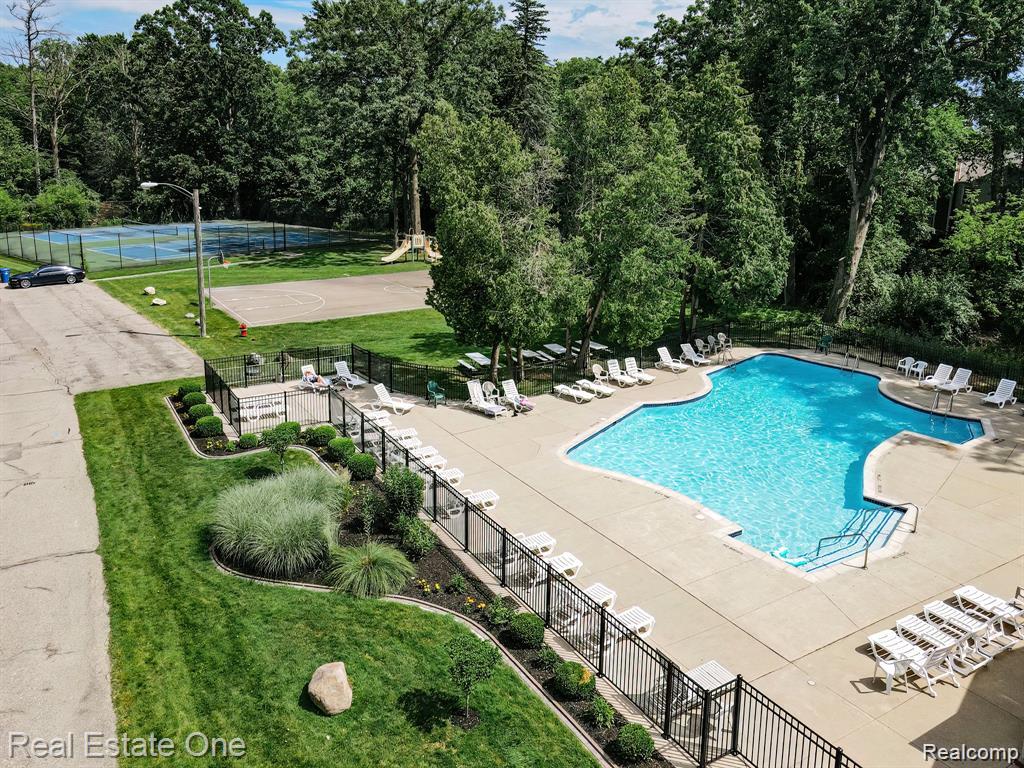 1222 Kings Cove Court Unit: 244