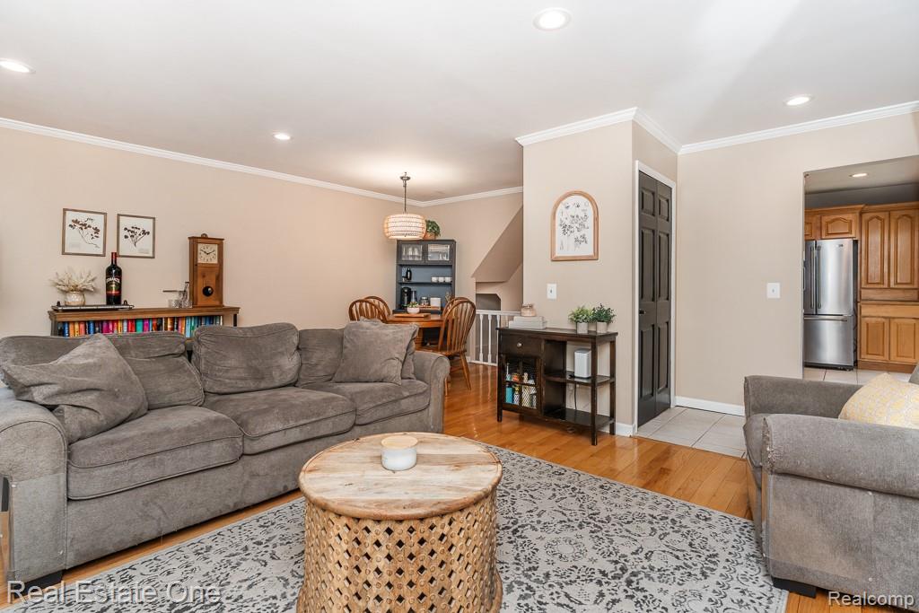 1222 Kings Cove Court Unit: 244