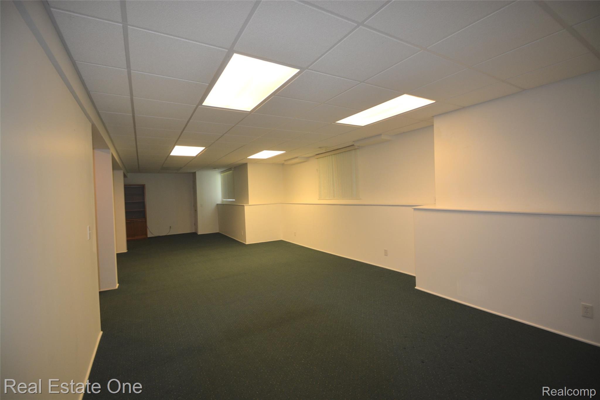 2140 W View Court