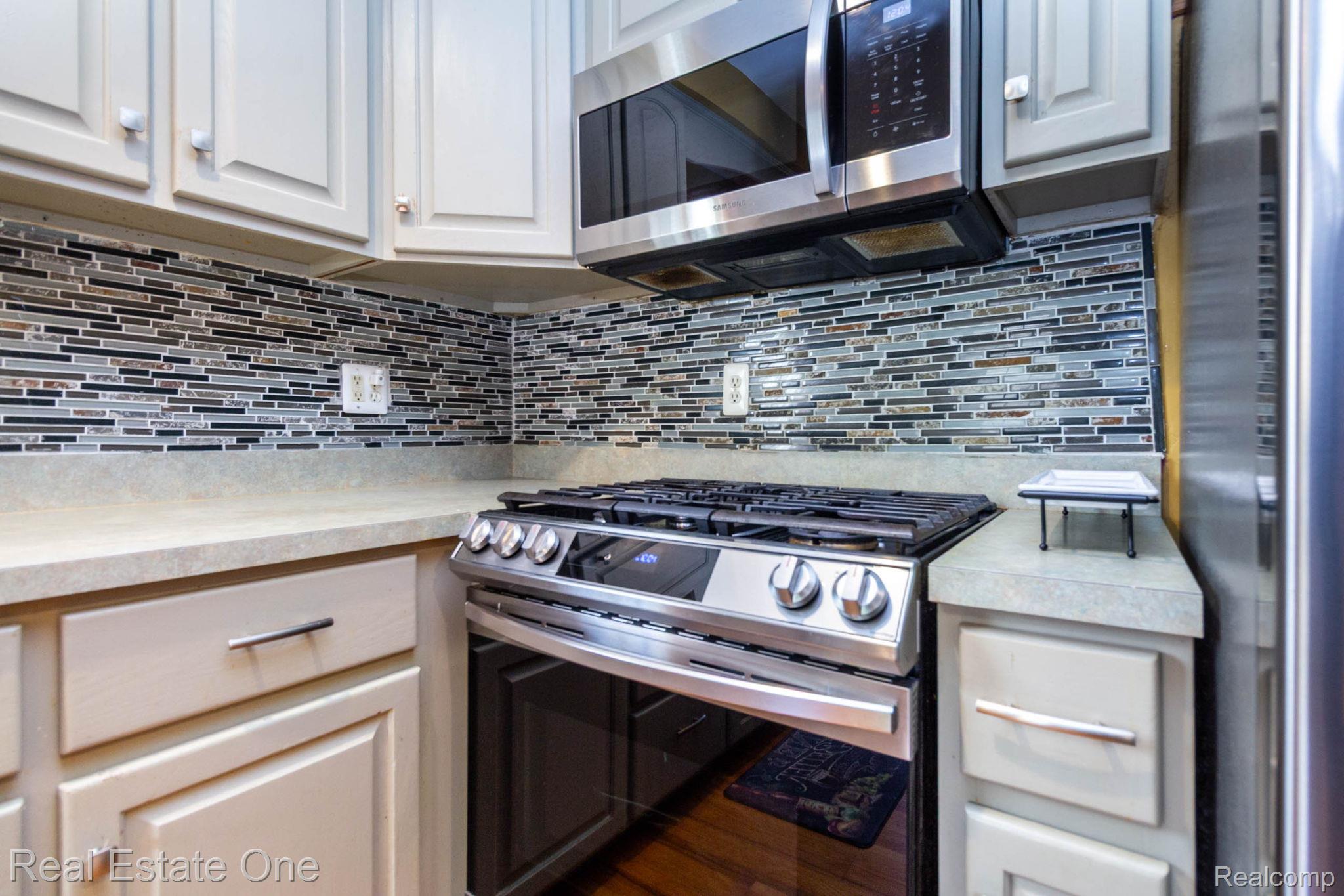220 Winry Drive