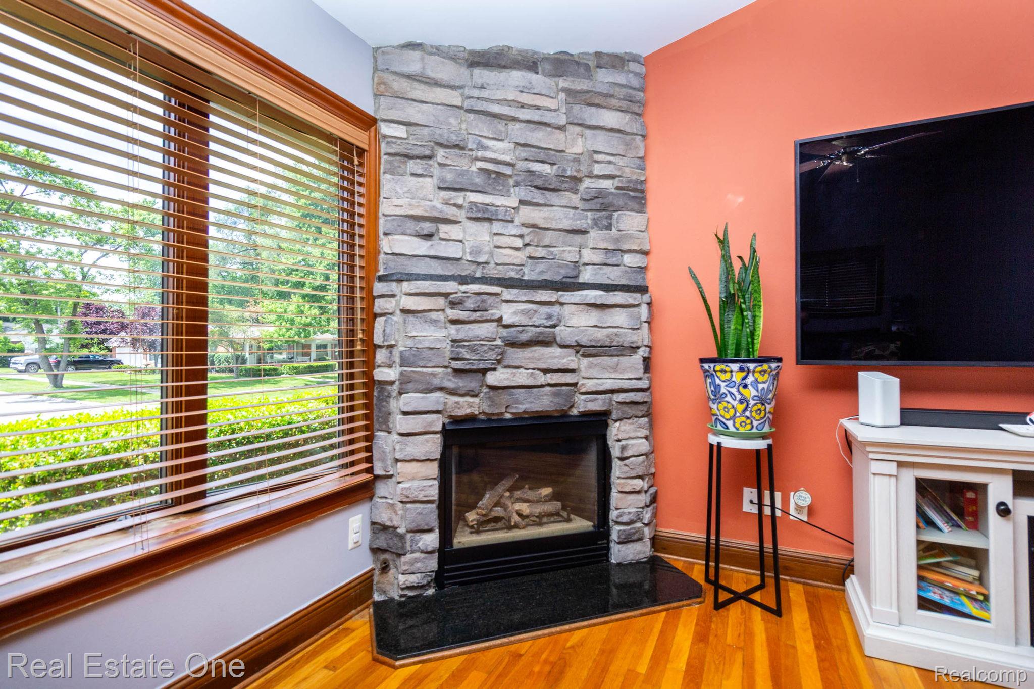 220 Winry Drive