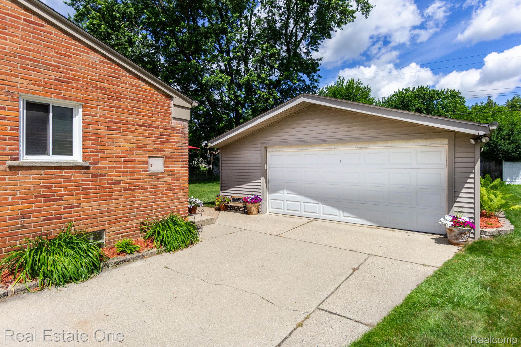 220 Winry Drive