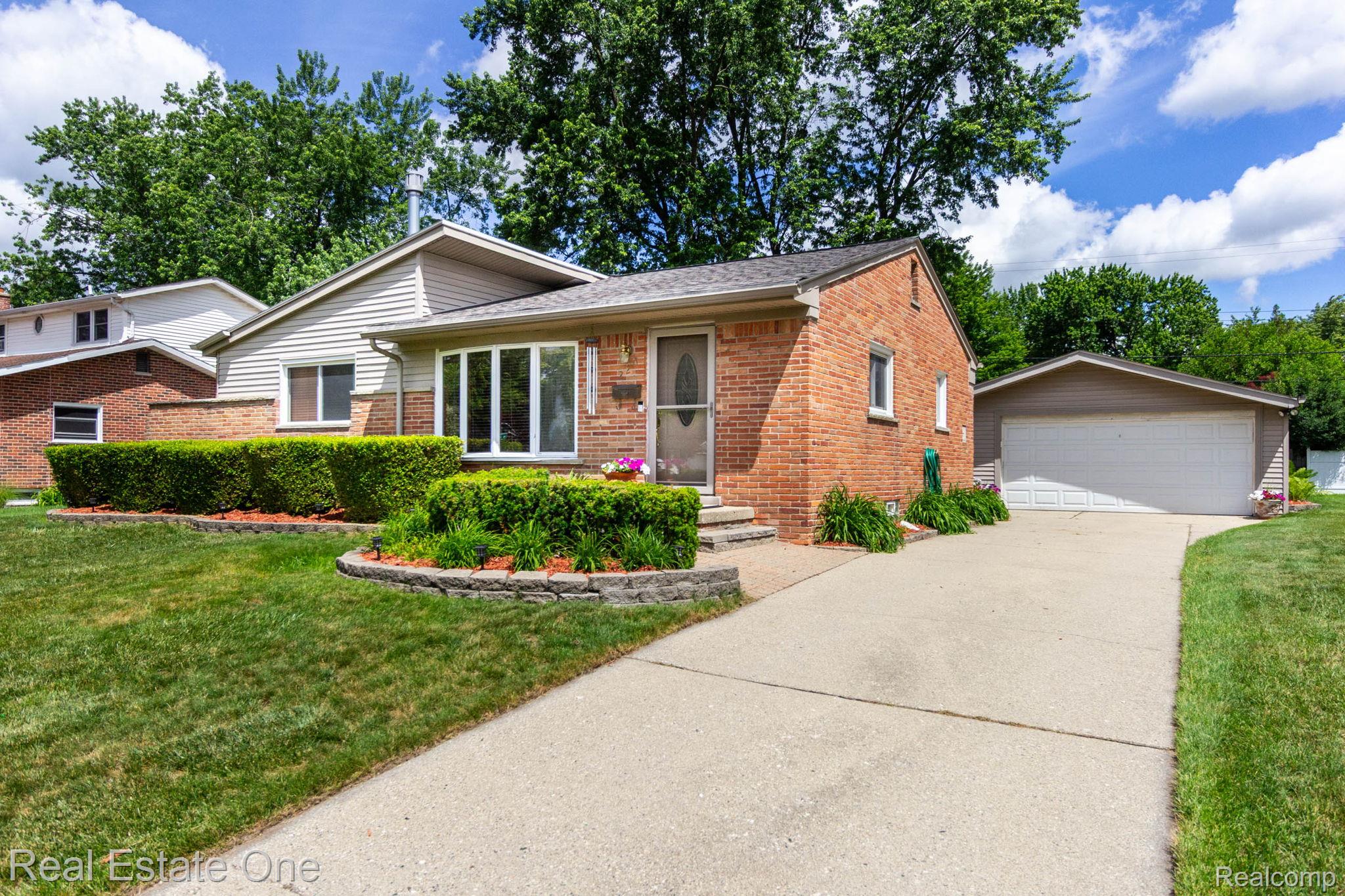 220 Winry Drive
