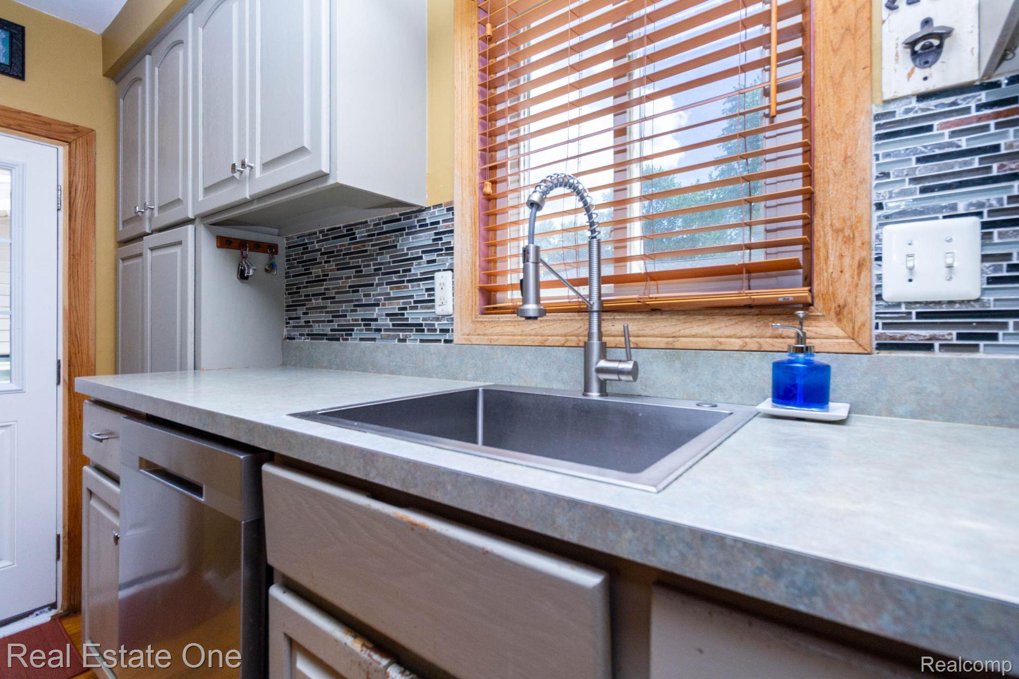 220 Winry Drive