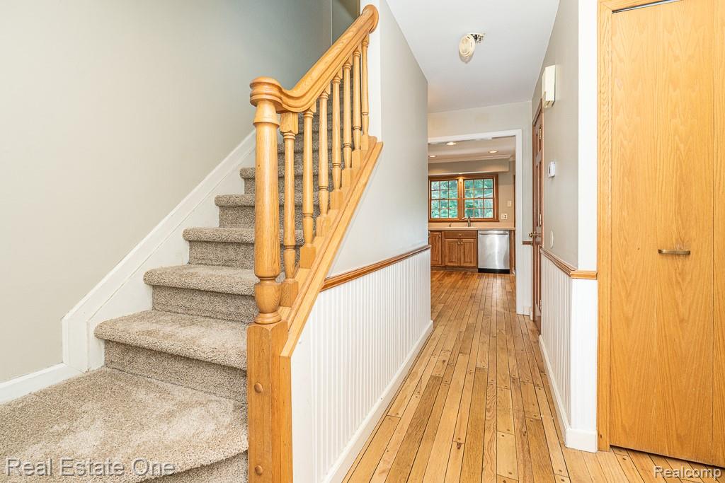 1377 Barneswood Lane
