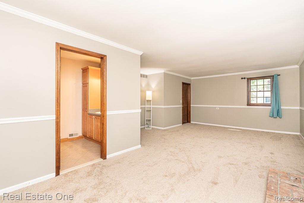 1377 Barneswood Lane