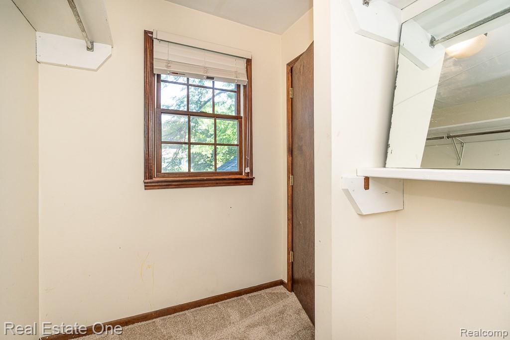1377 Barneswood Lane