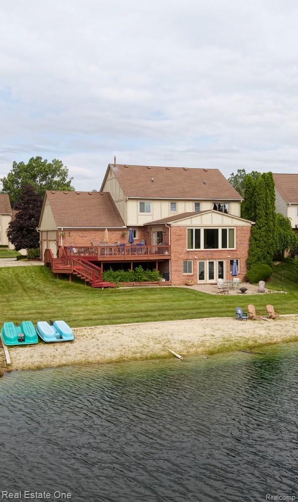 6489 Shoreline Drive