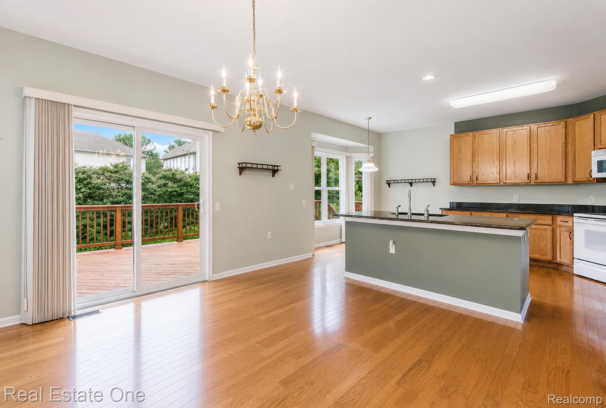 3622 Camden Court