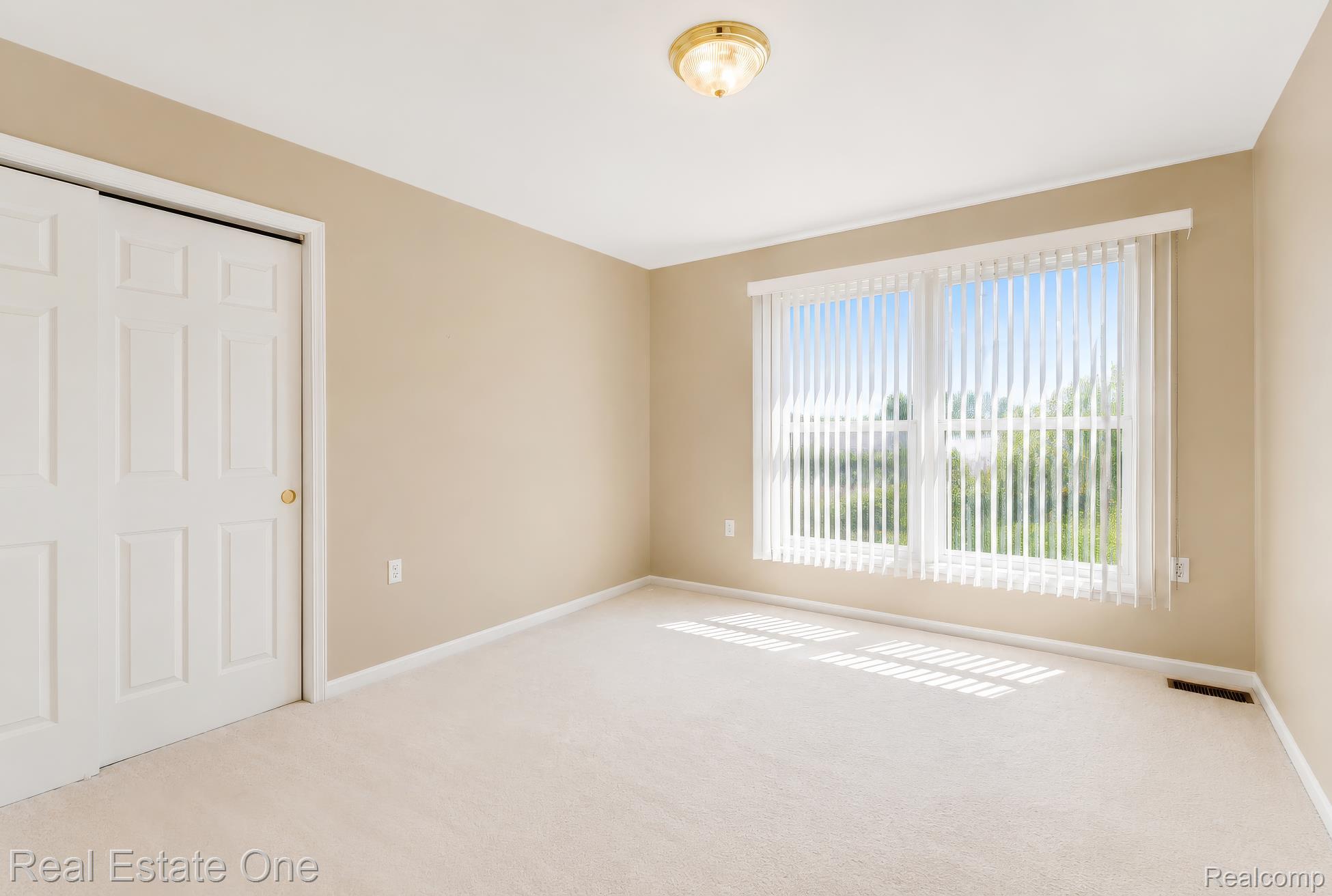 3622 Camden Court