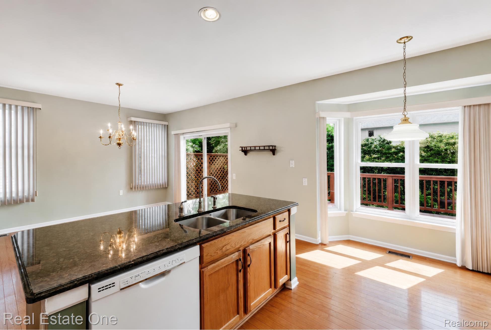 3622 Camden Court