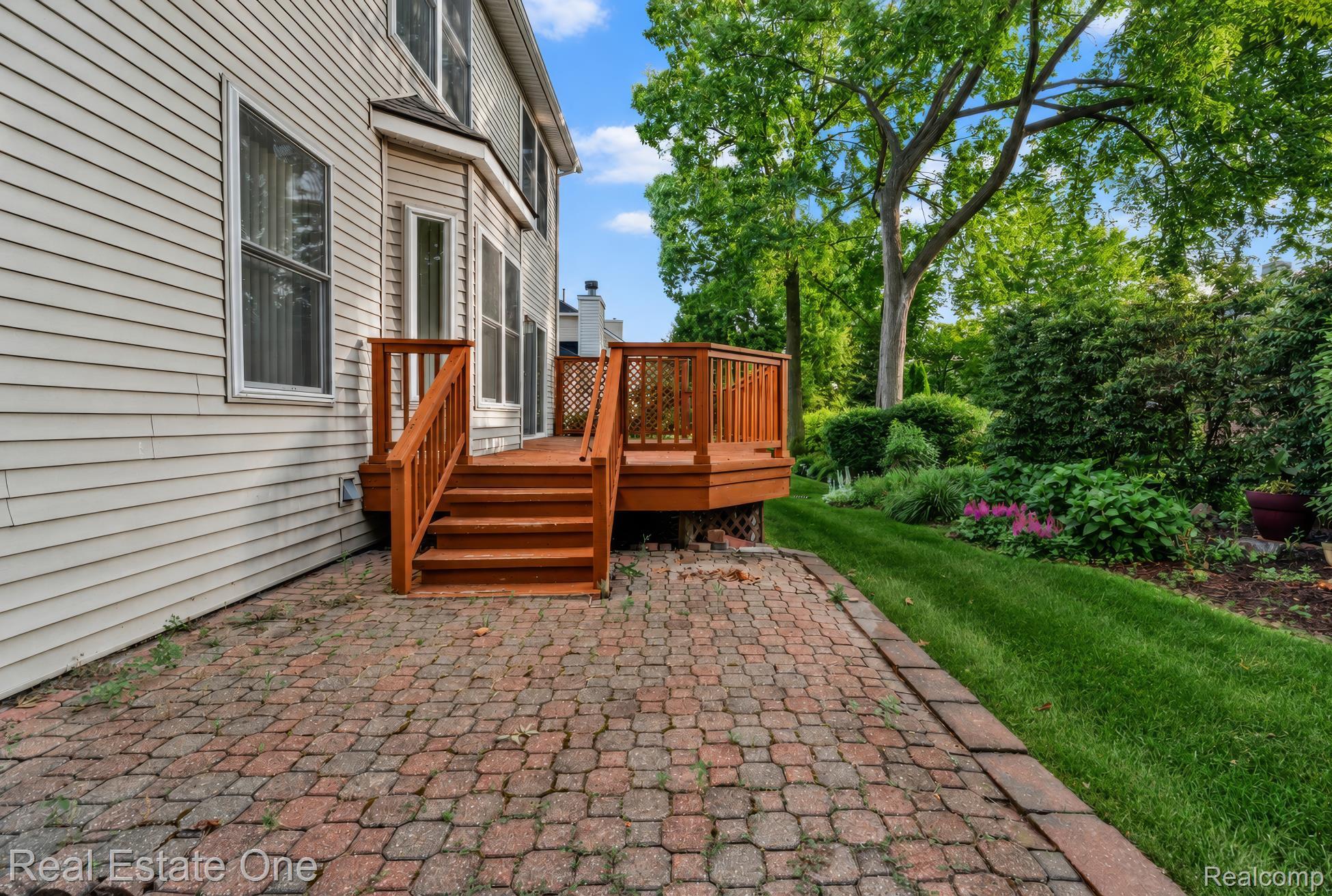 3622 Camden Court