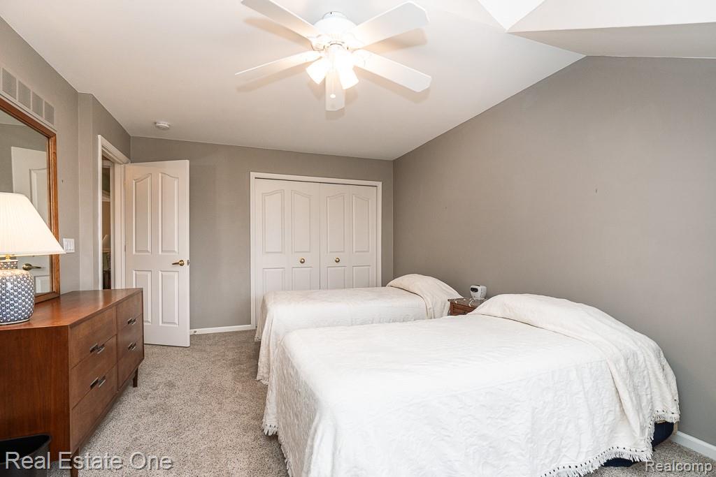 1904 Dunham Drive Unit: 12