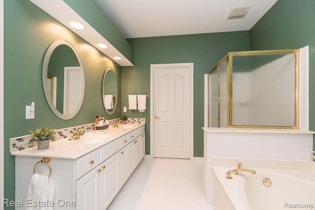 1904 Dunham Drive Unit: 12