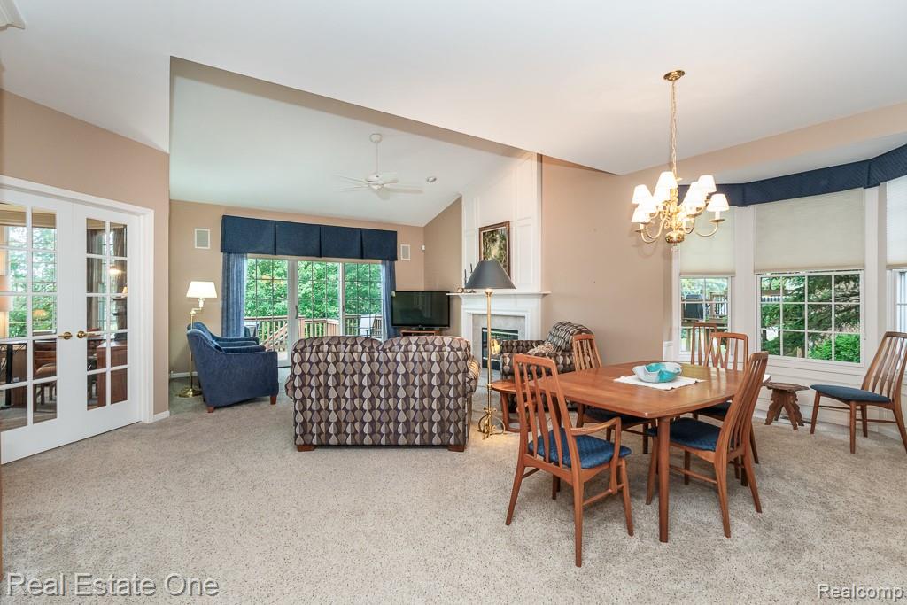 1904 Dunham Drive Unit: 12