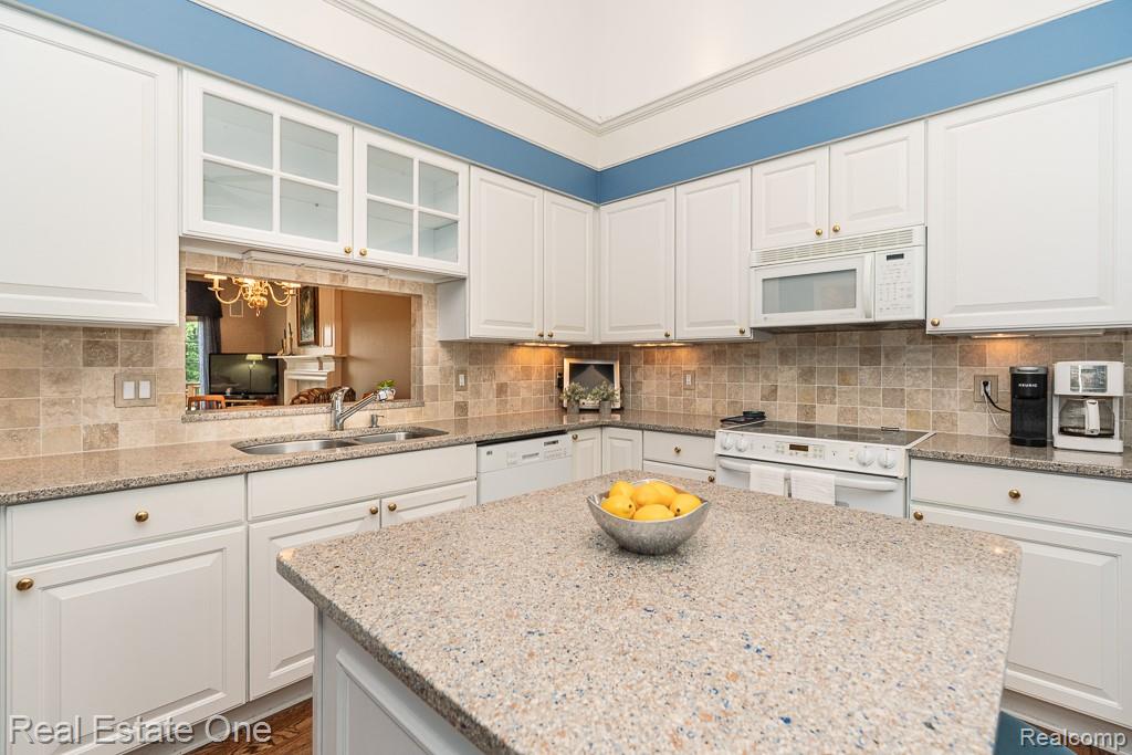 1904 Dunham Drive Unit: 12