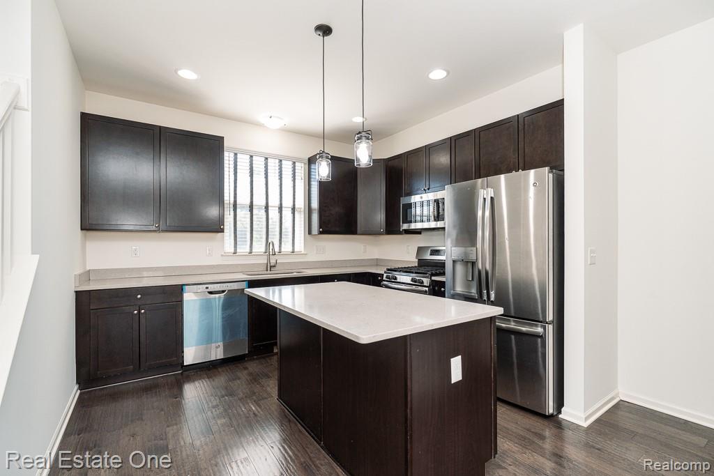 4637 BRADLEY Circle
