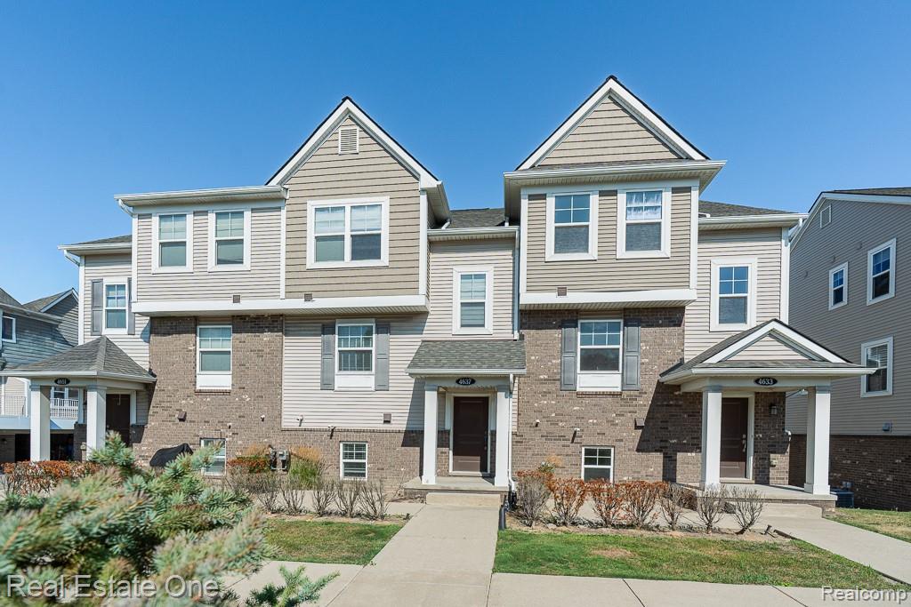 4637 BRADLEY Circle